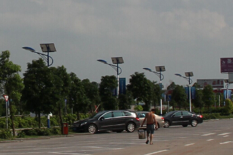 【案例】高速公路太阳能路灯照明工程
