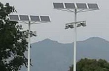 【案例】校园太阳能路灯工程太阳能球场灯